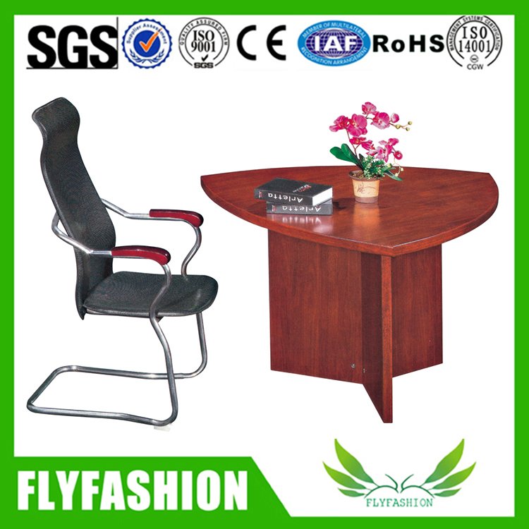 طاولة اجتماعات صغيرة بتصميم مثلث (CT-40)