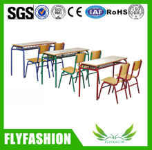 مكتب مدرسي خشبي مزدوج شعبي مع كراسي (SF-34C)